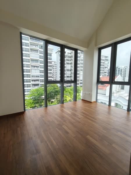 The Shorefront, 165A Jln. Loyang Besar, 3 Bedrooms, 926 sqft, Apartment For Sale, by Lynn  Hope Tan, 500146731 - View - PropertyGuru.com.sg