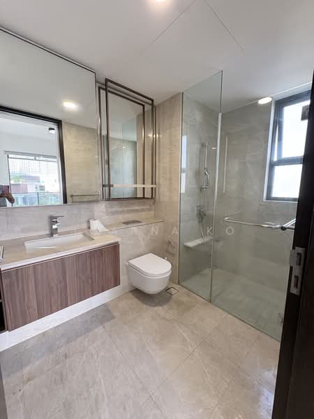 JadeScape, 16 Shunfu Road, 3 Bedrooms, 1,152 sqft, Condominium For Sale, by Joanna Ko, 500146732 - Bathroom - PropertyGuru.com.sg