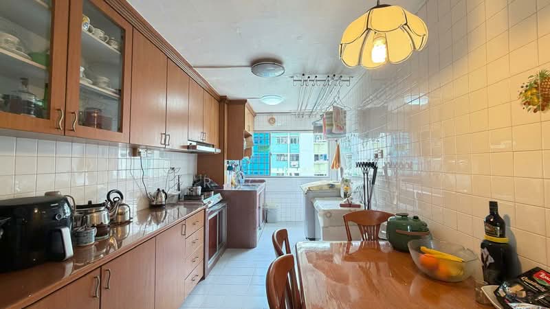 202 Yishun Street 21, 202 Yishun Street 21, 3 Bedrooms, 1,001 sqft, HDB Flat For Sale, by Patrick Chee, 500146736 - Kitchen - PropertyGuru.com.sg