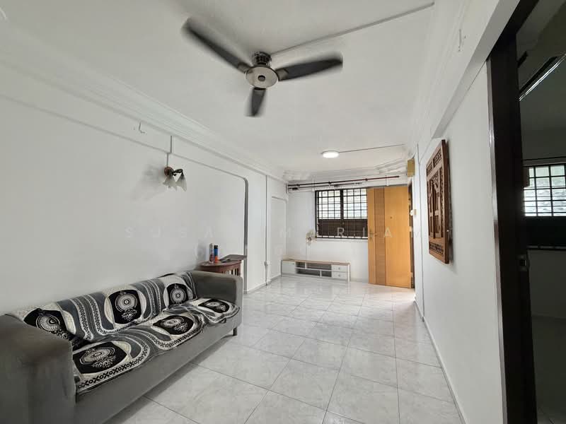 107 Yishun Ring Road, 107 Yishun Ring Road, 2 Bedrooms, 721 sqft, HDB Flat For Rent, by Susan Mariam (Amboi), 500146739 - Living Room - PropertyGuru.com.sg