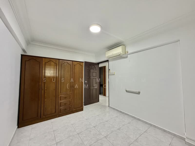 107 Yishun Ring Road, 107 Yishun Ring Road, 2 Bedrooms, 721 sqft, HDB Flat For Rent, by Susan Mariam (Amboi), 500146739 - Bedroom - PropertyGuru.com.sg