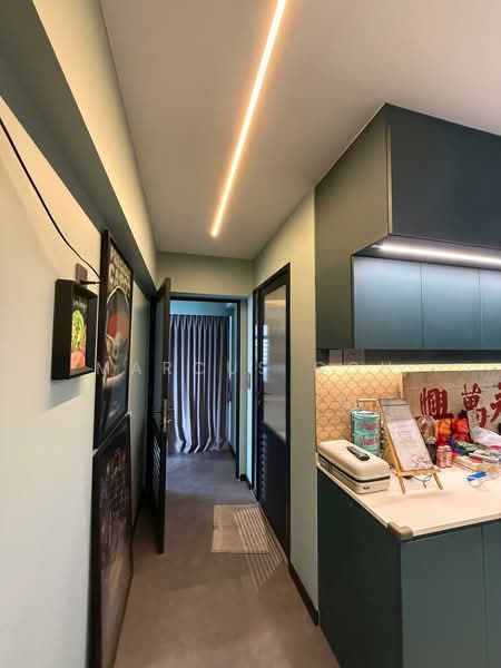 409D Northshore Drive, 409D Northshore Drive, 3 Bedrooms, 1,011 sqft, HDB Flat For Sale, by Marcus Goh, 500146745 - Corridor - PropertyGuru.com.sg