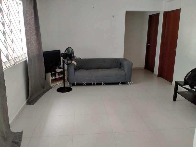 717 Yishun Street 71, 717 Yishun Street 71, 3 Bedrooms, 904 sqft, HDB Flat For Rent, by Wilson Aw, 500146747 - Living Room - PropertyGuru.com.sg