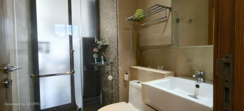 Laverne's Loft, 66 Lorong L Telok Kurau, 2 Bedrooms, 1,249 sqft, Condominium For Sale, by Elson Lim, 500146753 - Bathroom - PropertyGuru.com.sg