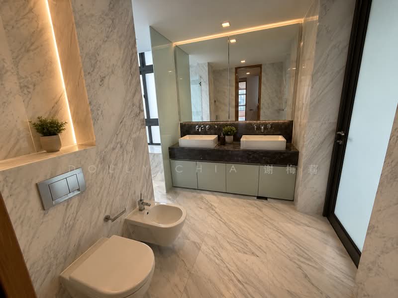 Skypark @ Somerset, 22 Saint Thomas Walk, 4 Bedrooms, 3,348 sqft, Apartment For Rent, by Dolly Chia 谢梅莉, 500146759 - Bathroom - PropertyGuru.com.sg
