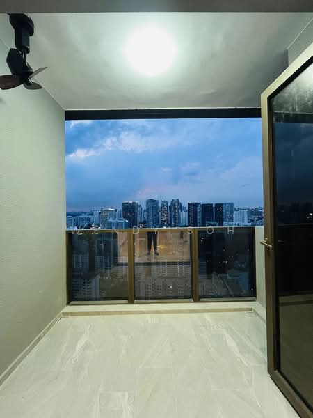 The Landmark, 173 Chin Swee Road, Studio, 495 sqft, Condominium For Rent, by Wendy Soh, 500146772 - Balcony - PropertyGuru.com.sg