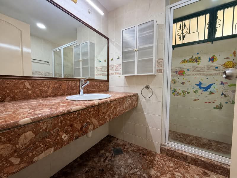 Meralodge, 83 Hillview Avenue, 3 Bedrooms, 1,765 sqft, Condominium For Sale, by Alex Goh, 500146779 - Bathroom - PropertyGuru.com.sg