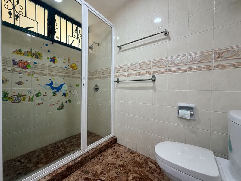 Meralodge, 83 Hillview Avenue, 3 Bedrooms, 1,765 sqft, Condominium For Sale, by Alex Goh, 500146779 - Bathroom - PropertyGuru.com.sg