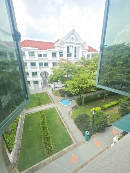 STRATFORD COURT, , 3 Bedrooms, 1,227 sqft, Condominium For Sale, by Leng ., 500146781 - PropertyGuru.com.sg