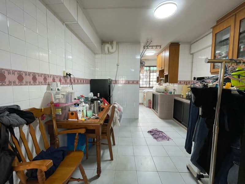 422 Choa Chu Kang Avenue 4, 422 Choa Chu Kang Avenue 4, 3 Bedrooms, 1,119 sqft, HDB Flat For Sale, by Yu Jie, 500146787 - Kitchen - PropertyGuru.com.sg