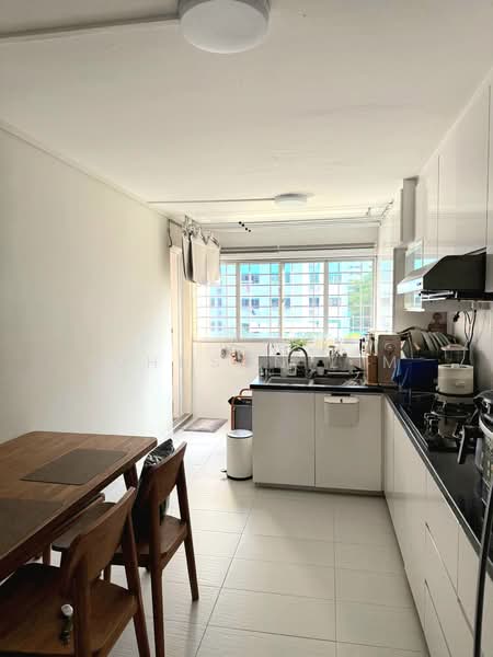 115 Jurong East Street 13, 115 Jurong East Street 13, Room Rental, 150 sqft, HDB Flat For Rent, by Johnson Lim, 500146794 - Kitchen - PropertyGuru.com.sg