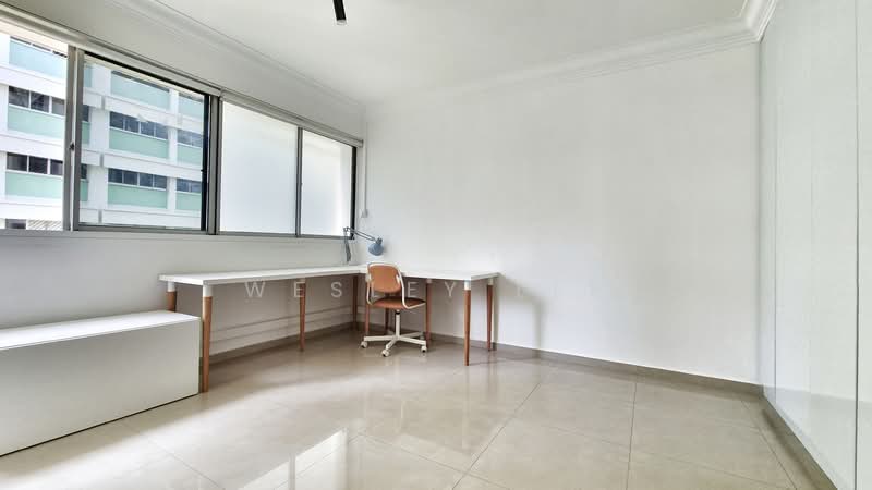 125 Pasir Ris Street 11, 125 Pasir Ris Street 11, 2 Bedrooms, 1,421 sqft, HDB Flat For Rent, by Wesley Lee, 500146795 - Study - PropertyGuru.com.sg