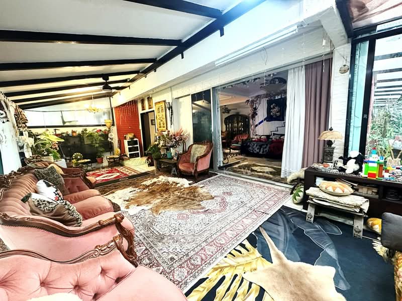 ⭐ Value Buy Semi‑D: Huge Land, Low Entry Price‼️ Perfect for Multi‑Gen Living at Loyang ⭐, Mariam Way, Lengkok Mariam, Jalan Chelagi, 4 Bedrooms, 1,914 sqft, Semi-Detached House For Sale, by Ng Lay Kwan, 500146806 - Living Room - PropertyGuru.com.sg