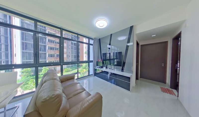 Symphony Suites, 1 Yishun Close, 3 Bedrooms, 797 sqft, Condominium For Sale, by Tammy Lee, 500146814 - Living Room - PropertyGuru.com.sg