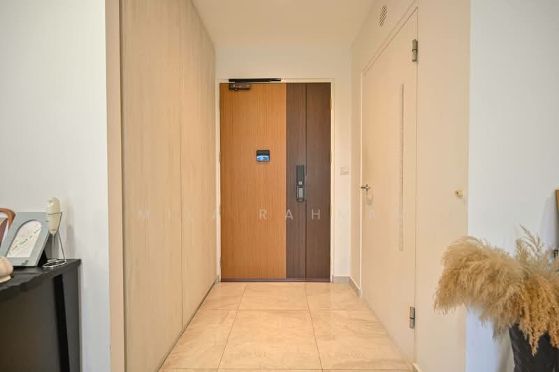 875B Tampines Street 86, 875B Tampines Street 86, 3 Bedrooms, 1,216 sqft, HDB Flat For Sale, by Mila Rahman, 500146819 - Entrance - PropertyGuru.com.sg