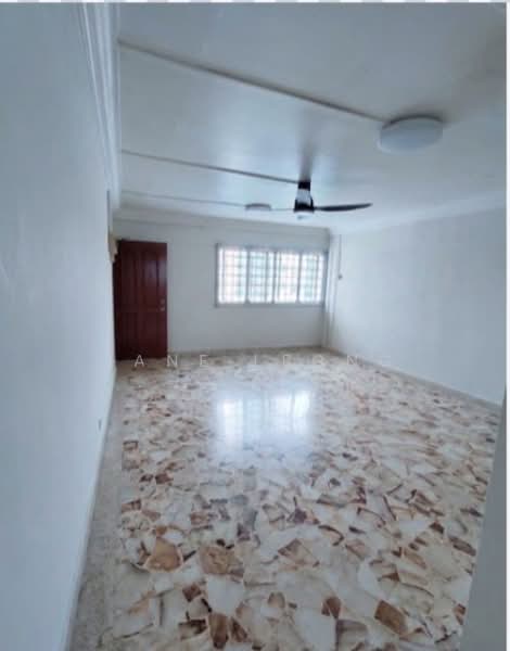 304 Ang Mo Kio Avenue 1, 304 Ang Mo Kio Avenue 1, 3 Bedrooms, 1,044 sqft, HDB Flat For Rent, by Jane Leong, 500146820 - Living Room - PropertyGuru.com.sg