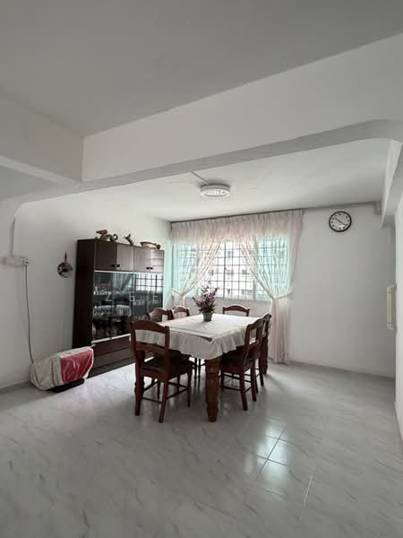 149 Yishun Street 11, 149 Yishun Street 11, 3 Bedrooms, 1,302 sqft, HDB Flat For Sale, by Zee Wang, 500146838 - Dining Room - PropertyGuru.com.sg