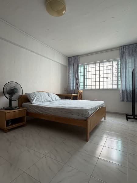 149 Yishun Street 11, 149 Yishun Street 11, 3 Bedrooms, 1,302 sqft, HDB Flat For Sale, by Zee Wang, 500146838 - Bedroom 2 - PropertyGuru.com.sg