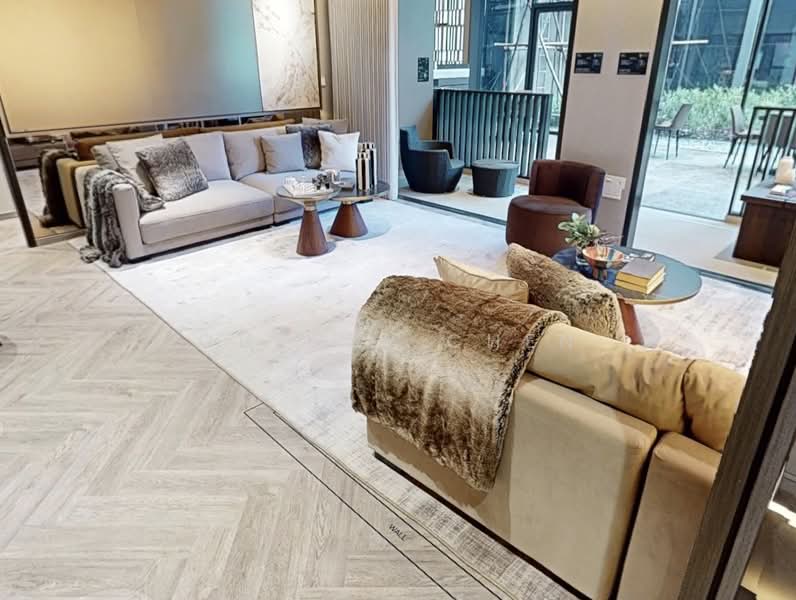Springleaf Residence, 811 Upper Thomson Road, 5 Bedrooms, 1,453 sqft, Condominium For Sale, by Cheryl Chen, 500146839 - Living Room - PropertyGuru.com.sg