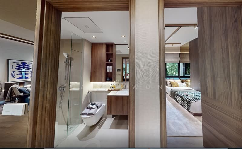 π Cheap 5 bed 1km to Nan Hua Pri π, , 5 Bedrooms, 1,485 sqft, Condominium For Sale, by Elaine Wong, 500146840 - Bathroom - PropertyGuru.com.sg