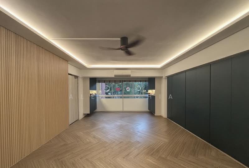Must Sell! Undervalue Renovated AMK 1323sqft, , 2 Bedrooms, 1,323 sqft, HDB Flat For Sale, by Alexa Chia, 500146843 - Living Room - PropertyGuru.com.sg