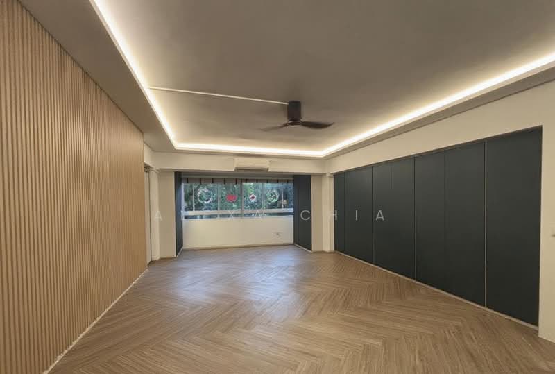 Must Sell! Undervalue Renovated AMK 1323sqft, , 2 Bedrooms, 1,323 sqft, HDB Flat For Sale, by Alexa Chia, 500146843 - Living Room - PropertyGuru.com.sg