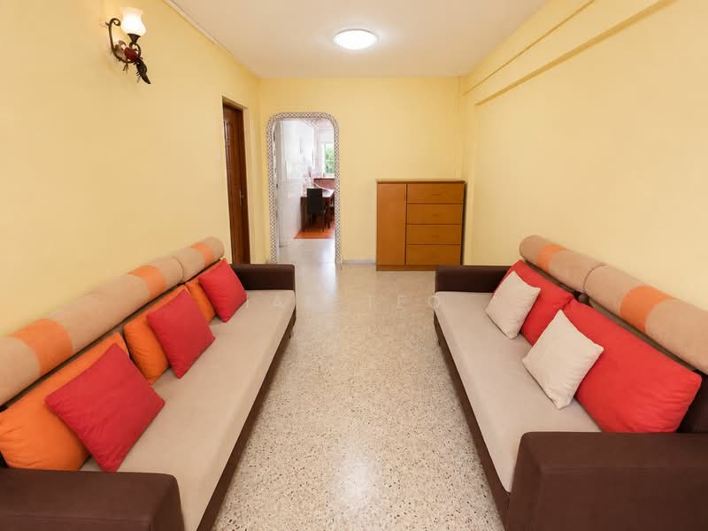 141 Yishun Ring Road, 141 Yishun Ring Road, 2 Bedrooms, 732 sqft, HDB Flat For Sale, by Ian Teo, 500146846 - Living Room - PropertyGuru.com.sg