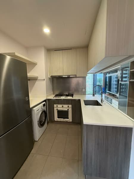 Gem Residences, 1 Lorong 5 Toa Payoh, 5 Bedrooms, 1,313 sqft, Condominium For Sale, by Sammy Song, 500146847 - Kitchen - PropertyGuru.com.sg