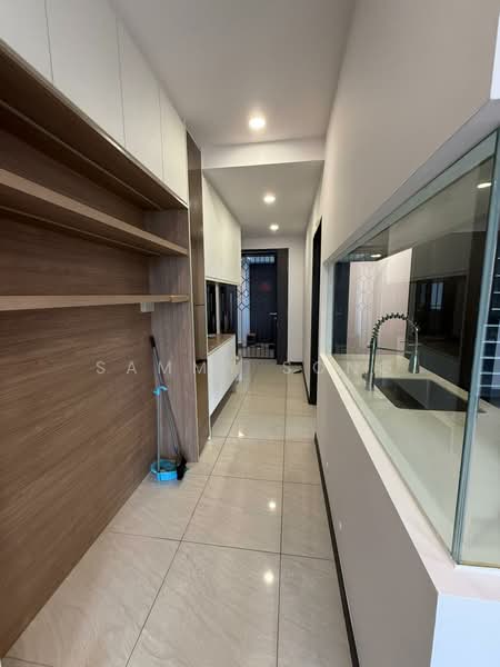 Gem Residences, 1 Lorong 5 Toa Payoh, 5 Bedrooms, 1,313 sqft, Condominium For Sale, by Sammy Song, 500146847 - Corridor - PropertyGuru.com.sg