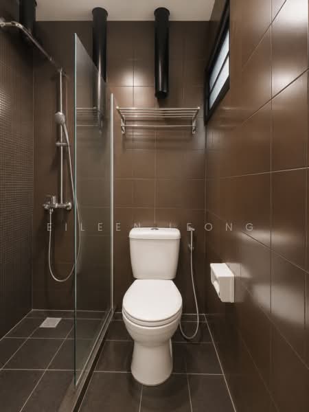 207 Ang Mo Kio Avenue 1, 207 Ang Mo Kio Avenue 1, 3 Bedrooms, 1,044 sqft, HDB Flat For Sale, by Eileen Leong, 500146850 - Bathroom - PropertyGuru.com.sg