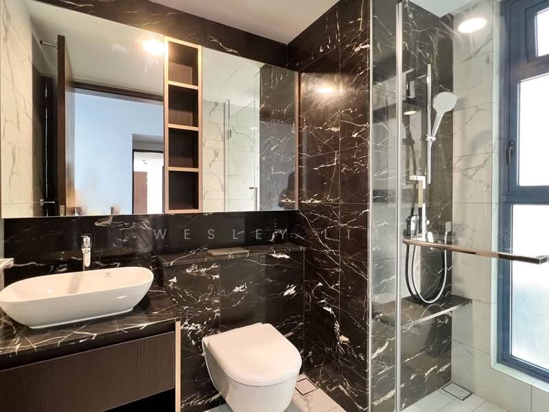 Wilshire Residences, 30 Farrer Road, 3 Bedrooms, 797 sqft, Condominium For Sale, by Wesley Lim, 500146854 - Bathroom - PropertyGuru.com.sg
