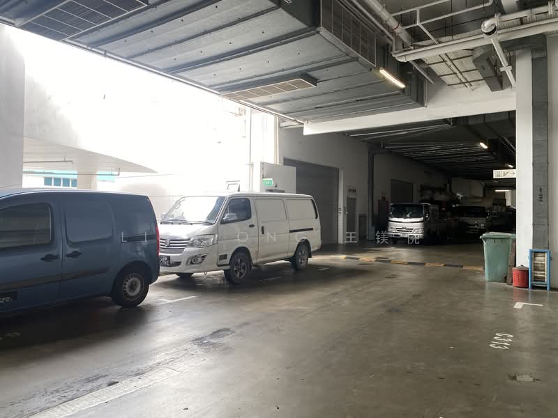 Pioneer Point, 5 Soon Lee Street, 958 sqft, Factory / Workshop (B2) For Sale, by Lisa Ong 王镁侥, 500146858 - Car Park - CommercialGuru.com.sg