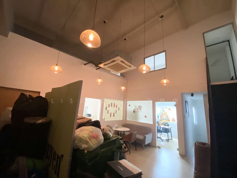 Pioneer Point, 5 Soon Lee Street, 958 sqft, Factory / Workshop (B2) For Sale, by Lisa Ong 王镁侥, 500146858 - CommercialGuru.com.sg