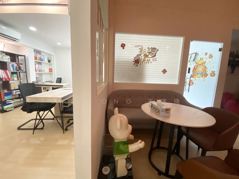 Pioneer Point, 5 Soon Lee Street, 958 sqft, Factory / Workshop (B2) For Sale, by Lisa Ong 王镁侥, 500146858 - Study - CommercialGuru.com.sg
