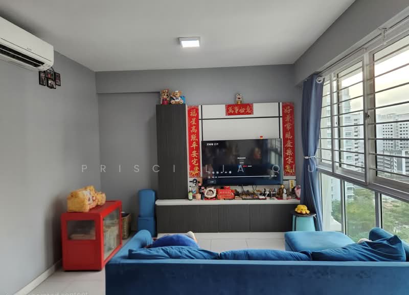 268D Punggol Field, 268D Punggol Field, 3 Bedrooms, 1,044 sqft, HDB Flat For Sale, by Priscillia Qiu, 500146860 - Living Room - PropertyGuru.com.sg