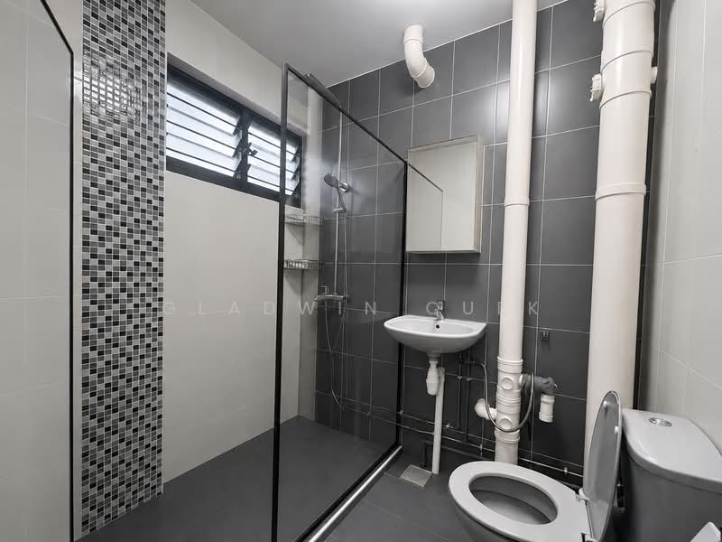 67 Bedok South Avenue 3, 67 Bedok South Avenue 3, Room Rental, 350 sqft, HDB Flat For Rent, by Gladwin Quek, 500146874 - Bathroom - PropertyGuru.com.sg