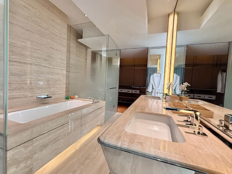Ardmore Residence, 7 Ardmore Park, 4 Bedrooms, 3,186 sqft, Condominium For Rent, by Kay. ., 500146883 - Master bathroom - PropertyGuru.com.sg