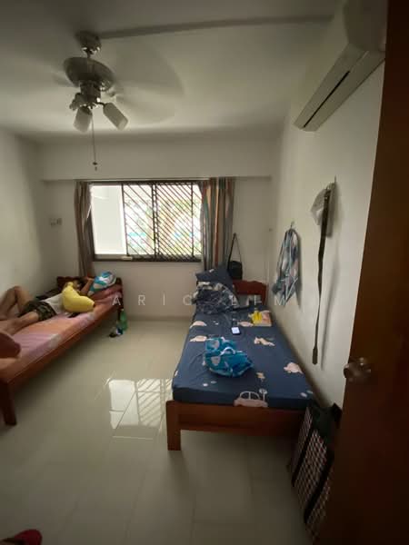 135 Cashew Road, 135 Cashew Road, 4 Bedrooms, 1,571 sqft, HDB Flat For Sale, by Aric Lim, 500146884 - Bedroom - PropertyGuru.com.sg