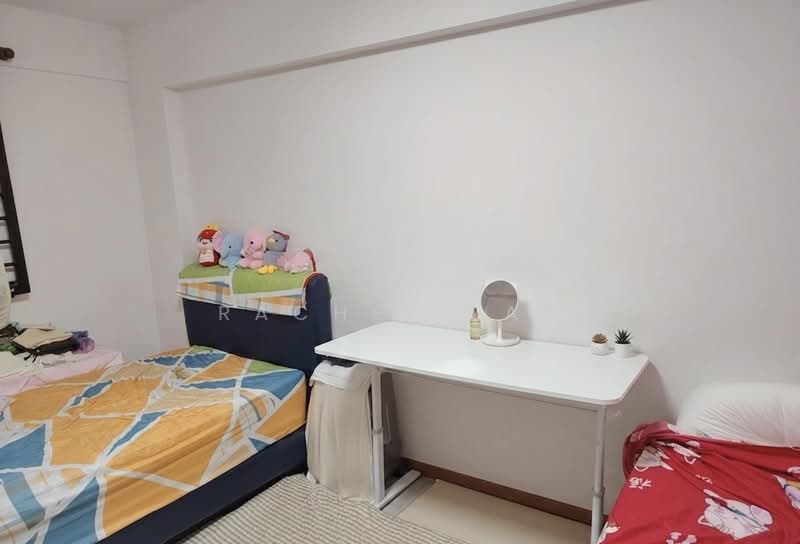 73 Lorong 4 Toa Payoh, 73 Lorong 4 Toa Payoh, 2 Bedrooms, 667 sqft, HDB Flat For Sale, by Rachel Tan, 500146888 - Bedroom - PropertyGuru.com.sg