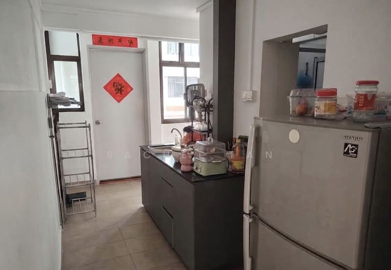 73 Lorong 4 Toa Payoh, 73 Lorong 4 Toa Payoh, 2 Bedrooms, 667 sqft, HDB Flat For Sale, by Rachel Tan, 500146888 - Kitchen - PropertyGuru.com.sg