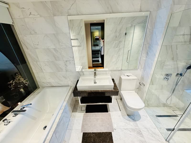 Seascape @ Sentosa Cove, 57 Cove Way, 3 Bedrooms, 2,174 sqft, Condominium For Sale, by Murphy Lee, 500146895 - Bathroom - PropertyGuru.com.sg