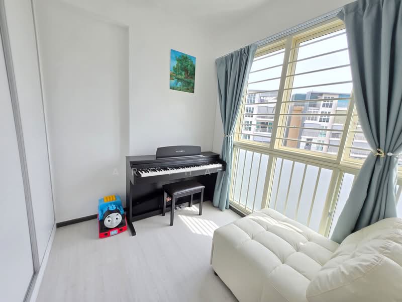 Watercolours, 35 Pasir Ris Link, 4 Bedrooms, 1,873 sqft, Executive Condominium For Sale, by Aretha Lee, 500146901 - Interior - PropertyGuru.com.sg
