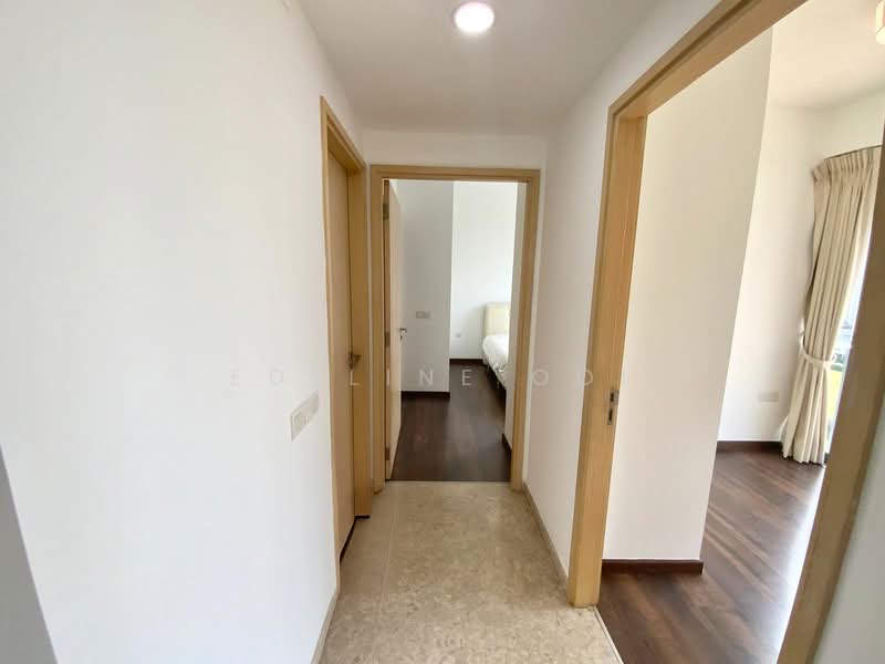 The Luxurie, 21 Compassvale Road, 2 Bedrooms, 775 sqft, Condominium For Rent, by Edeline Ooi, 500146906 - Corridor - PropertyGuru.com.sg