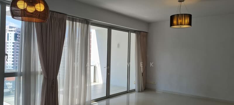 The Sea View, 33 Amber Road, 3 Bedrooms, 1,410 sqft, Condominium For Rent, by May Kwek, 500146908 - Balcony - PropertyGuru.com.sg