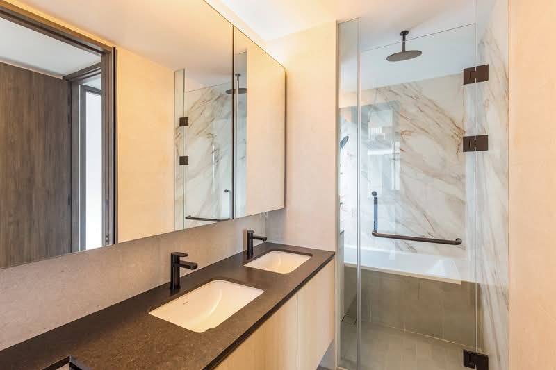 Freehold - 4 Bedroom - Spacious and Efficient, , 4 Bedrooms, 1,474 sqft, Condominium For Sale, by Queenie Ke, 500146943 - Bathroom - PropertyGuru.com.sg
