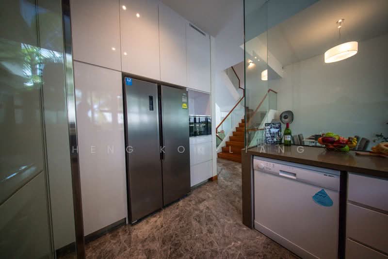 Alana, 194 Sunrise Terrace, 4 Bedrooms, 3,122 sqft, Cluster House For Sale, by Heng Kok Liang, 500146955 - Kitchen - PropertyGuru.com.sg