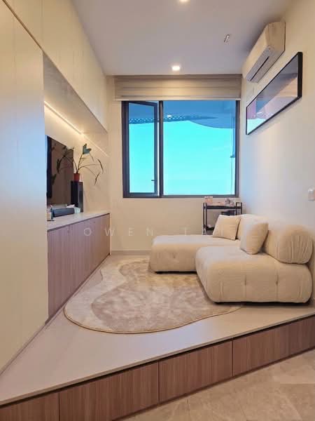 City Gate, 371 Beach Road, 2 Bedrooms, 570 sqft, Condominium For Sale, by Owen Tai, 500146959 - Living Room - PropertyGuru.com.sg
