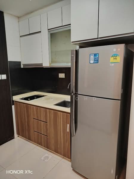 Suites 123, 123 Rangoon Road, 2 Bedrooms, 581 sqft, Apartment For Rent, by Zac Mohd, 500146963 - Kitchen - PropertyGuru.com.sg