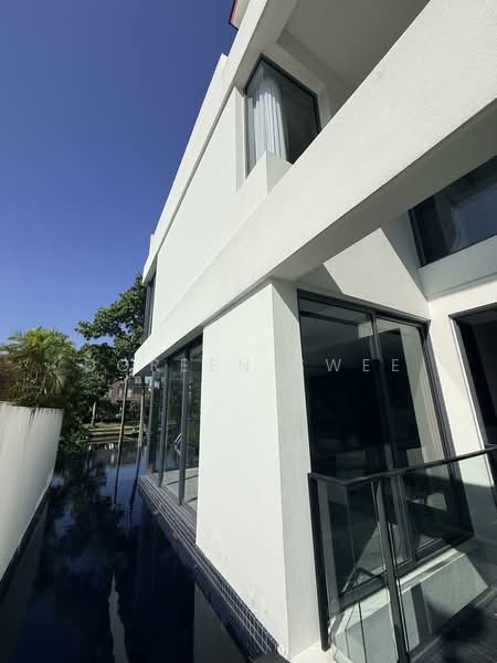 Ocean 8, Ocean Drive, 5 Bedrooms, 4,500 sqft, Corner Terrace For Sale, by Doreen Swee, 500146964 - Exterior - PropertyGuru.com.sg