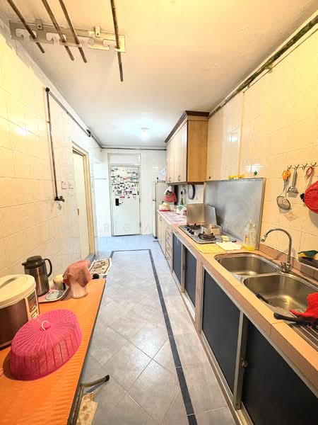 144 Lorong 2 Toa Payoh, 144 Lorong 2 Toa Payoh, 3 Bedrooms, 969 sqft, HDB Flat For Sale, by Morgans Ng Lin Ting, 500146972 - Kitchen - PropertyGuru.com.sg